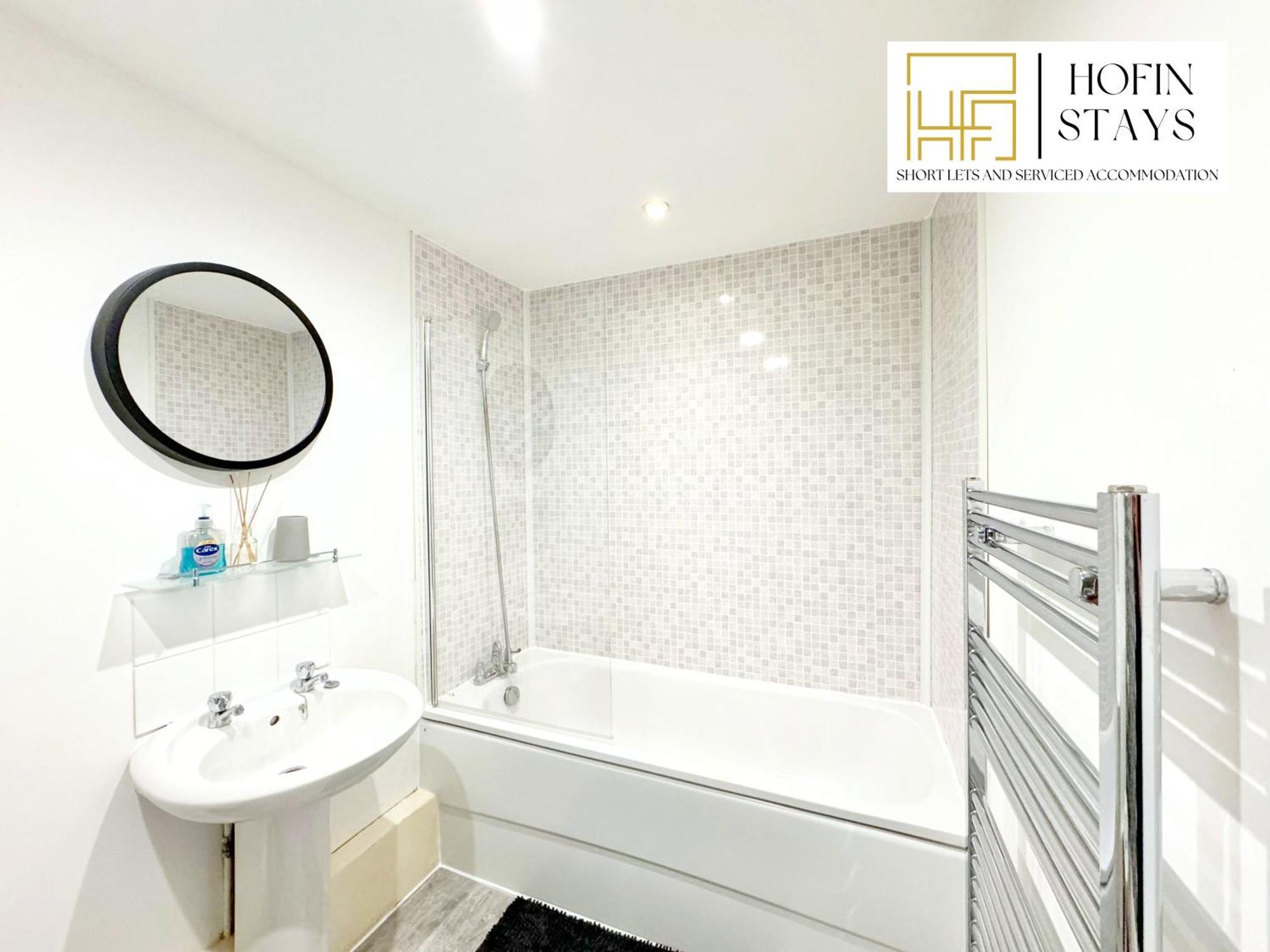 Last-Minute Reserve L Premium Deal On 2 Double Bed Apartment For 6 Guests L Best Deals L Hofin Stays Short Lets & Serviced Accommodation London Eksteriør bilde